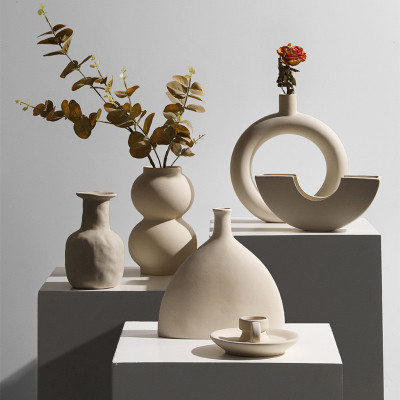 Vases & Planters