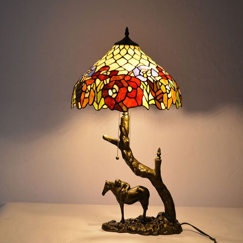 European Vintage Tiffany Table Lamp