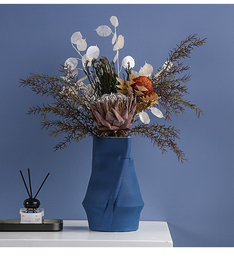 Creative Irregular Ceramic Vase Decoration