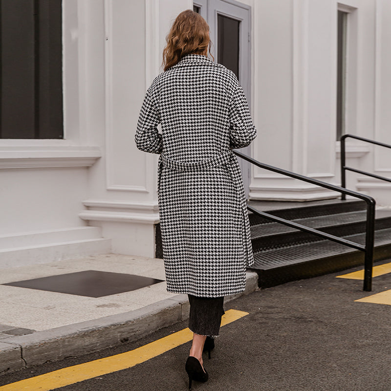 Black and white plaid wool coat | Decor Gifts and More