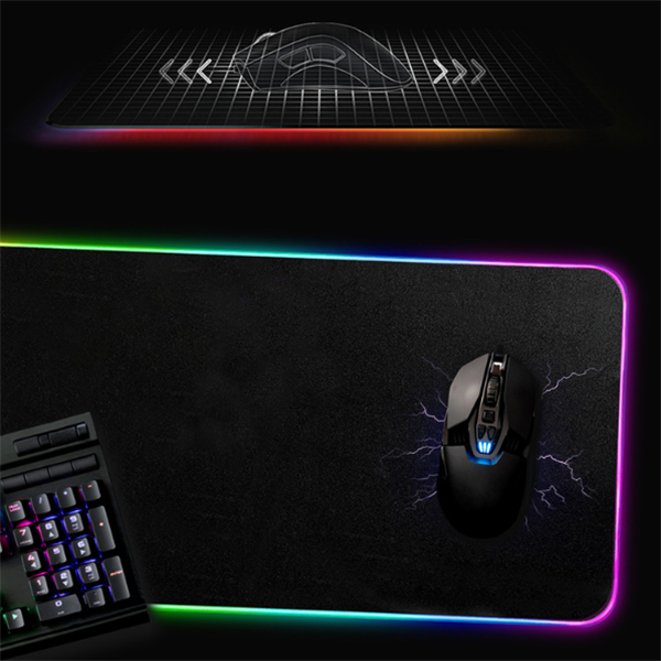 Luminous table mat